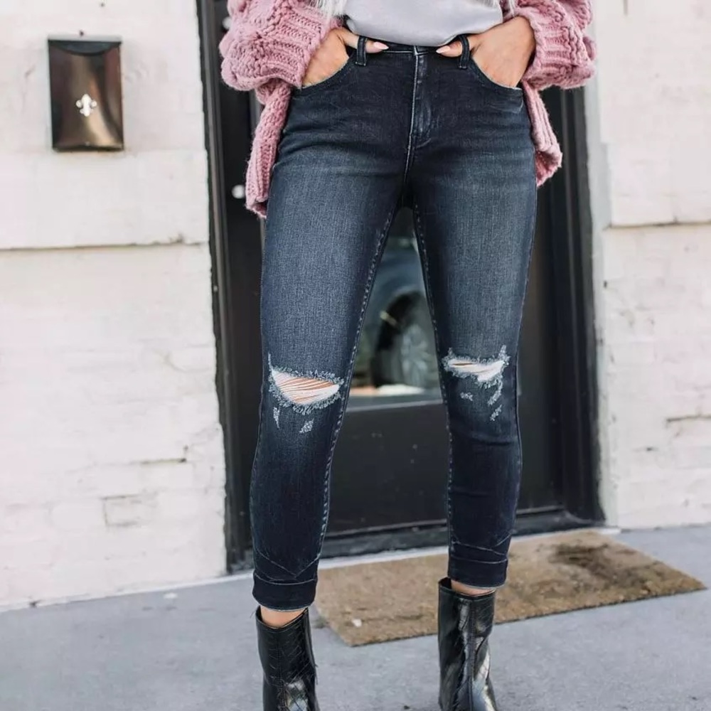 NWOT Kancan Mid Rise Ankle Skinny Jean Distressed Dark Wash
